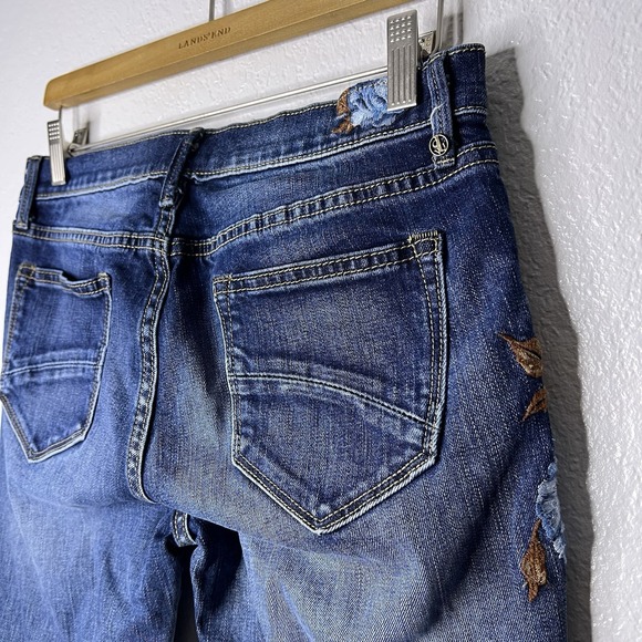 Driftwood Marilyn Classic Fit‎ Blue Floral Embroidery Jeans 28 x 29 Boho - Picture 6 of 10